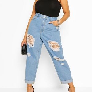 Distressed mom jeans PLUS